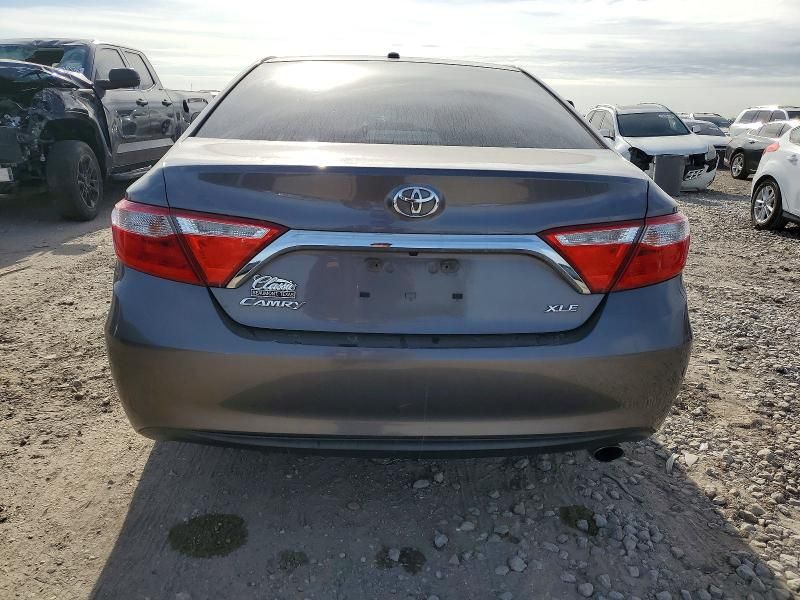 2015 Toyota Camry le