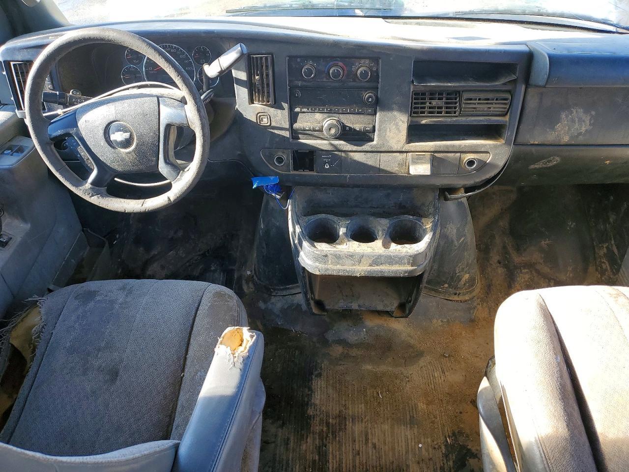 2016 Chevrolet Express G2500