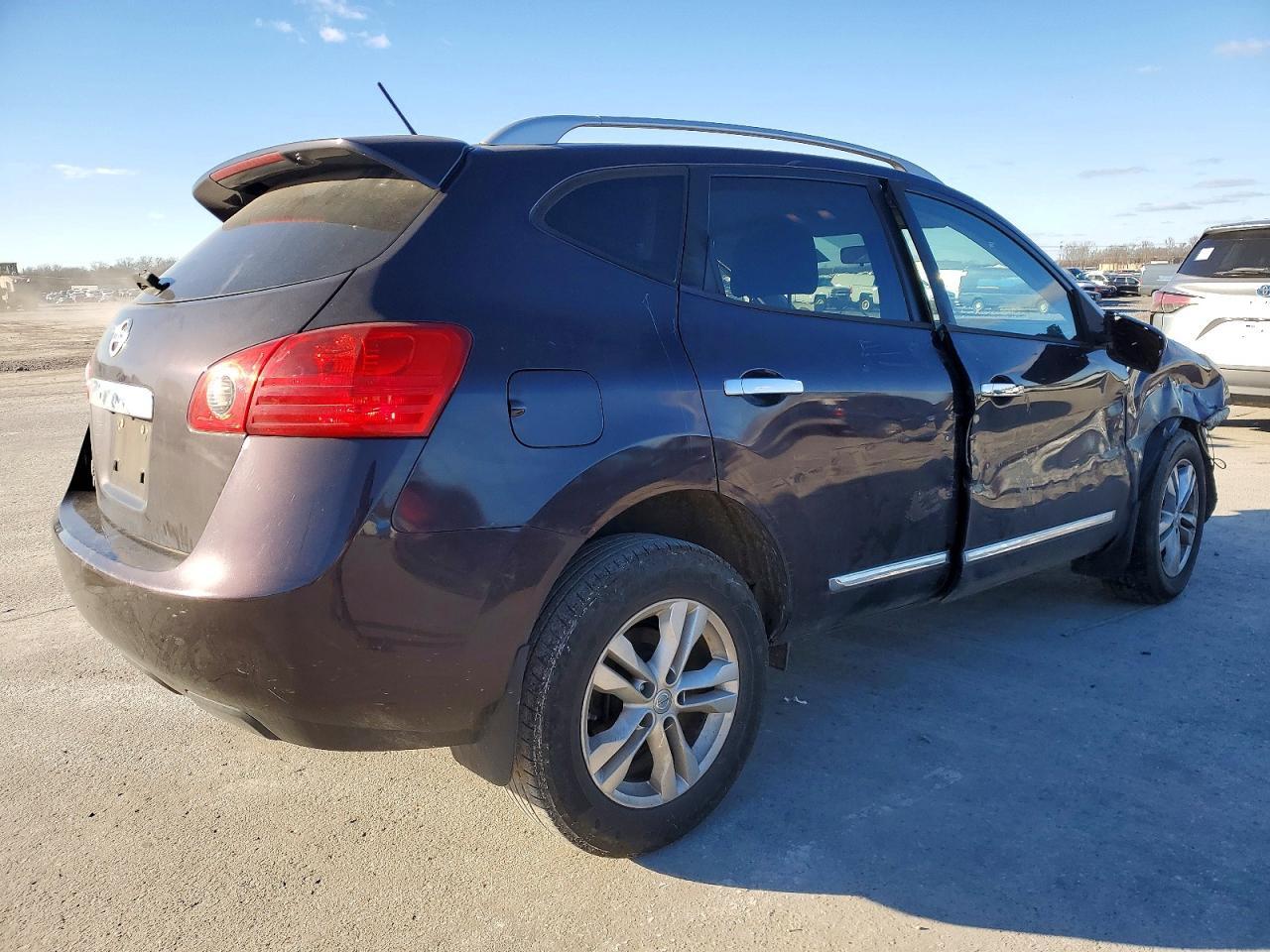 2015 Nissan Rogue Select s