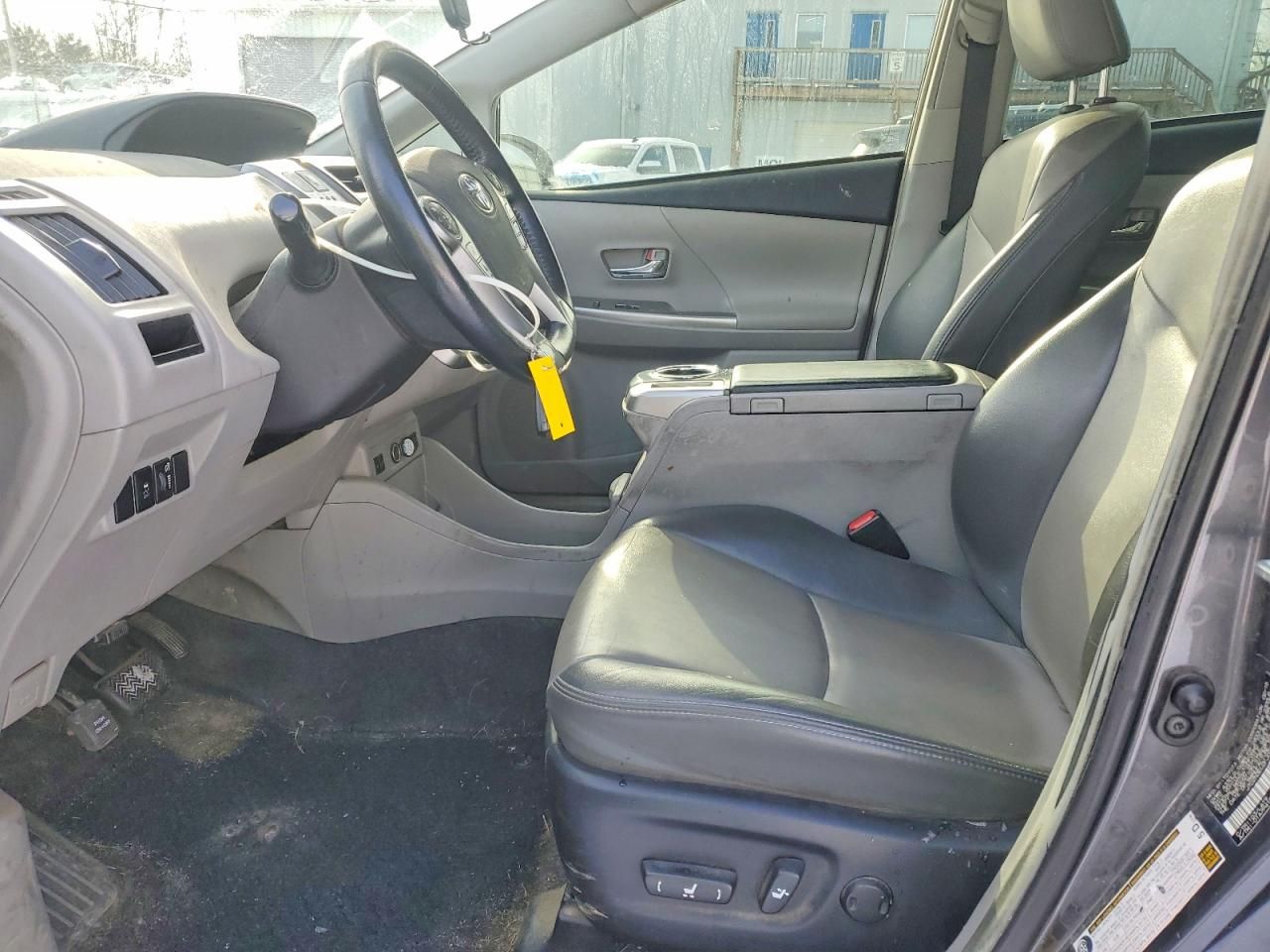 2015 Toyota Prius v Four