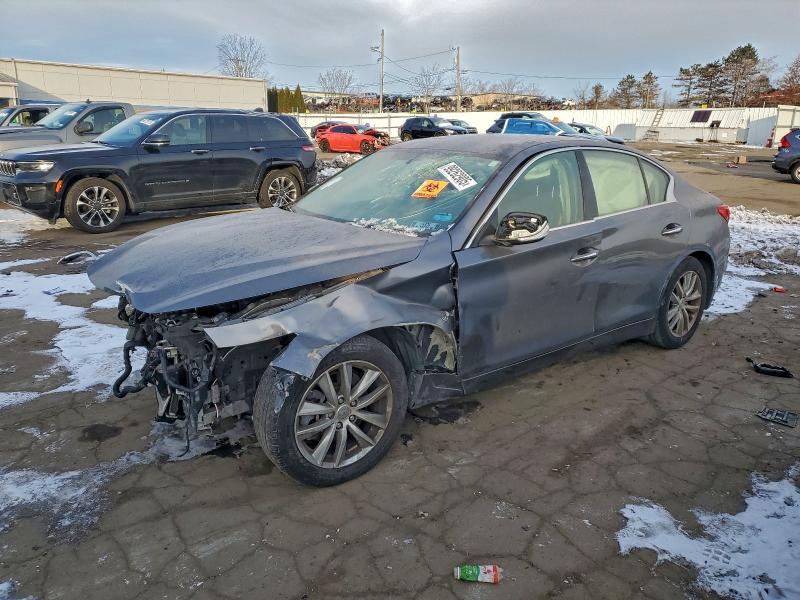 2016 Infinity Q50