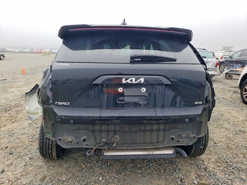 2023 KIA Niro lx