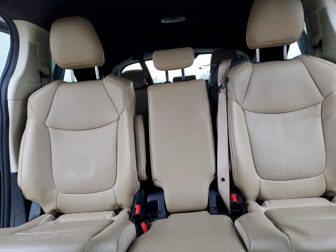 2021 Toyota Sienna xle 8-passenger