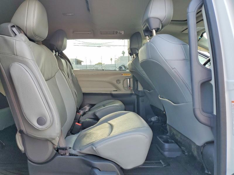 2024 Toyota Sienna Limited