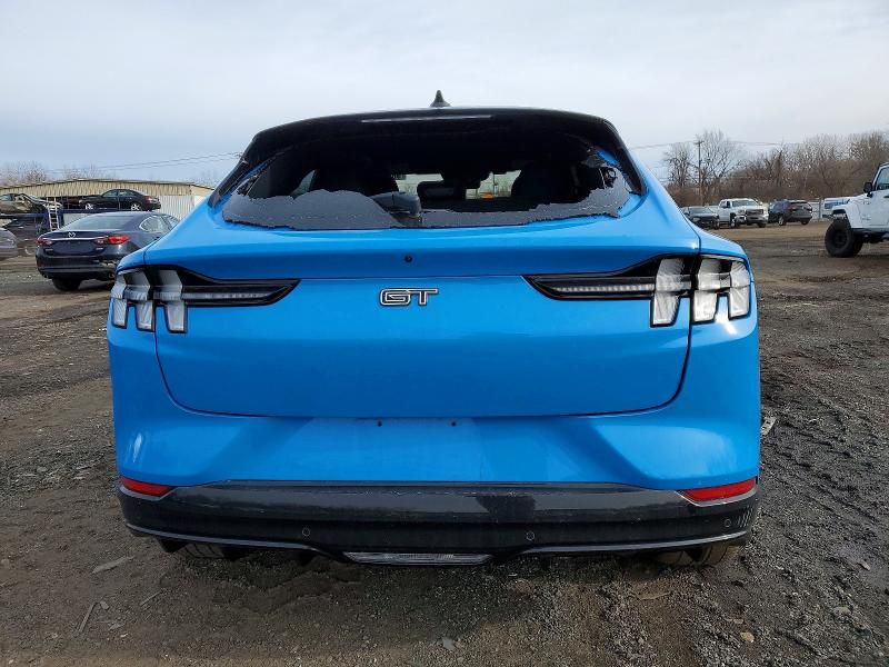 2023 Ford Mustang Mach-e gt