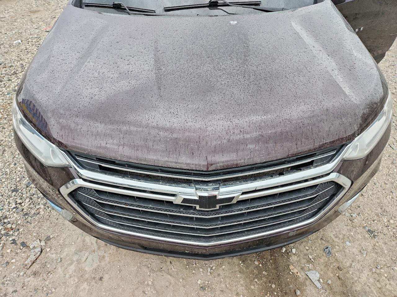 2020 Chev Traverse lt