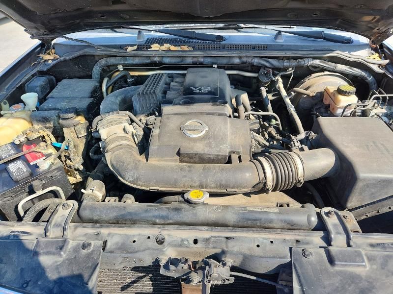 2010 Nissan Pathfinder s