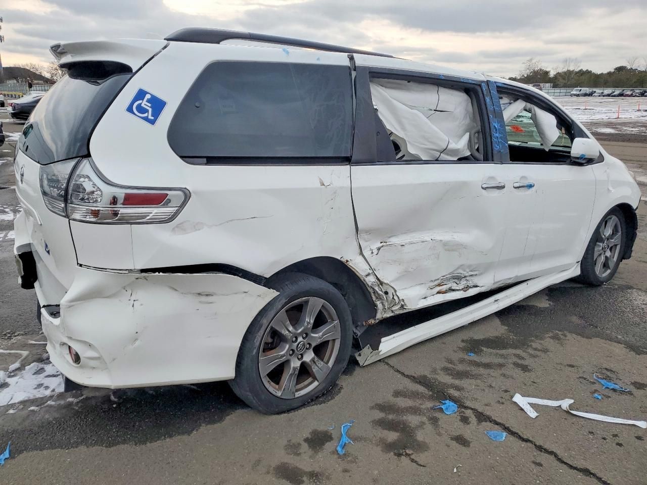 2018 Toyota Sienna se