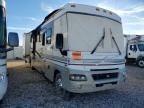 2004 Workhorse Custom Chassis Motorhome Chassis W22
