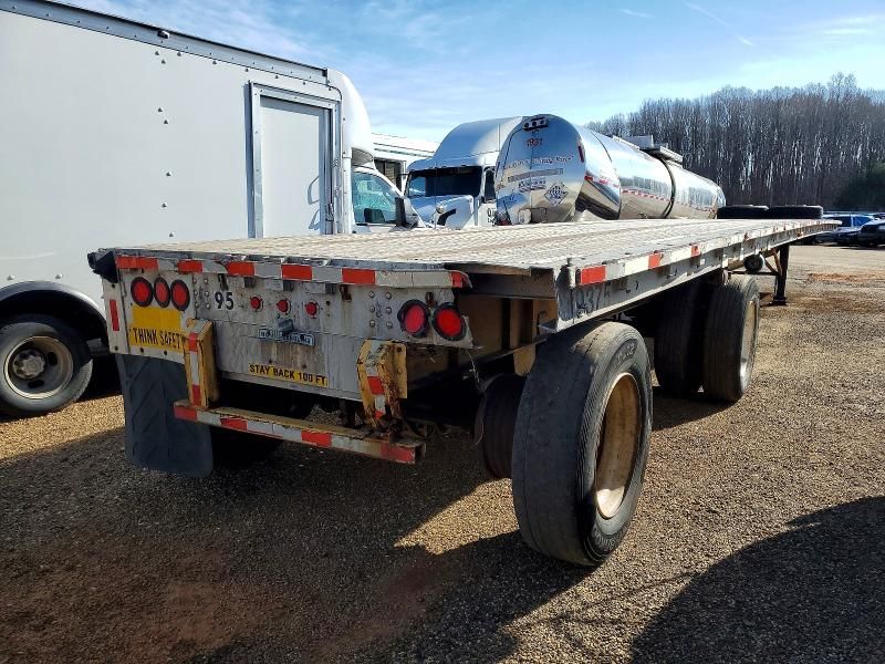 1998 Wilson Trailer-flatbed Trailer