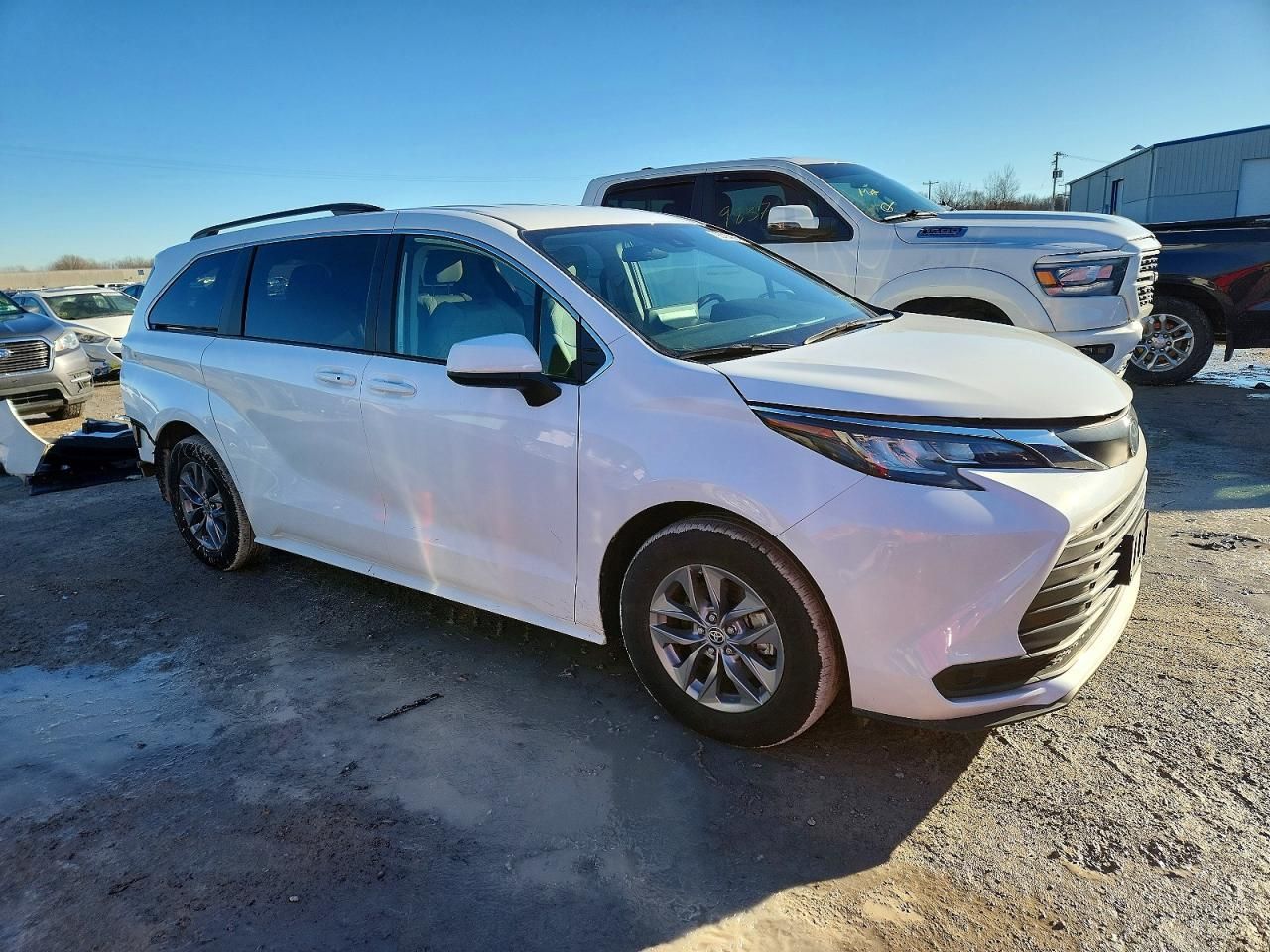 2022 Toyota Sienna le