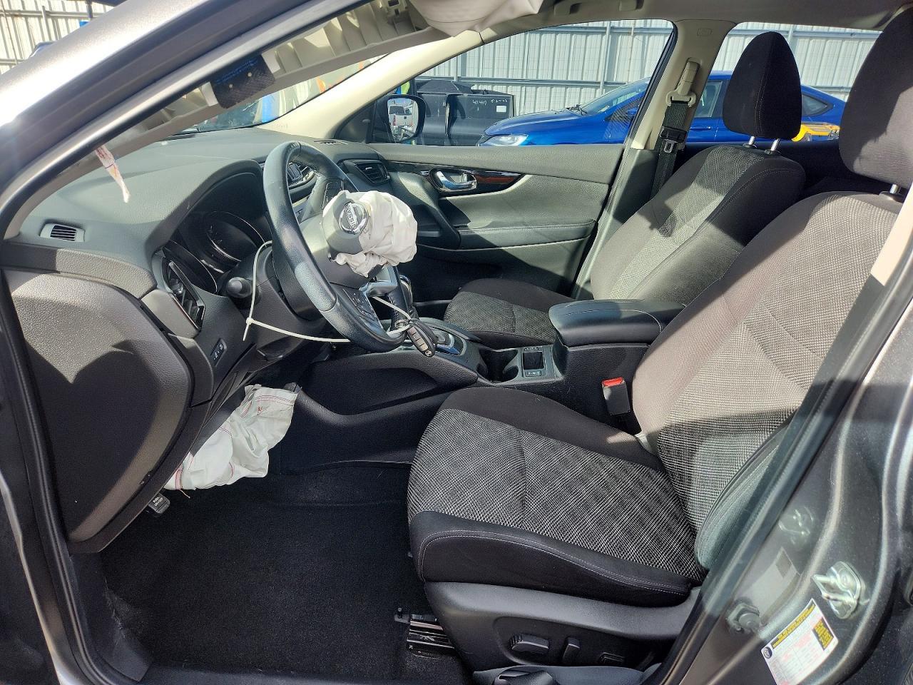 2021 Nissan Rogue Sport sv