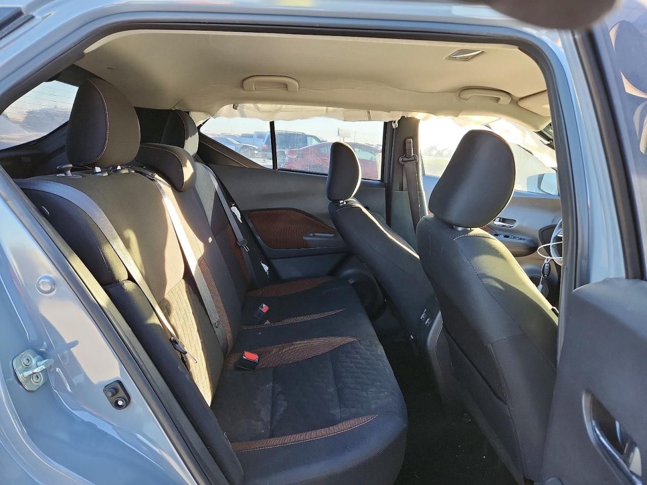 2021 Nissan Kicks sr