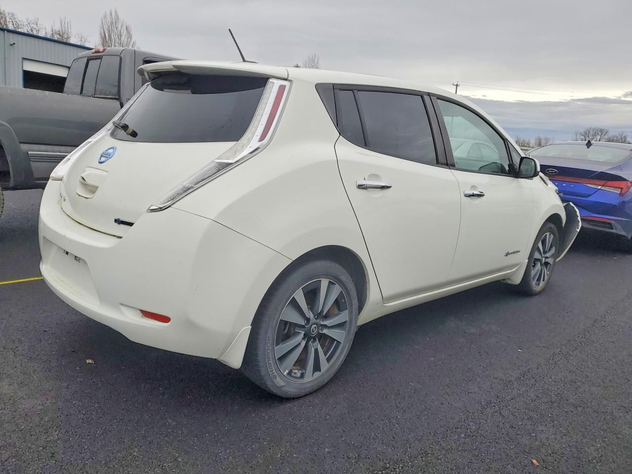 2016 Nissan Leaf sv