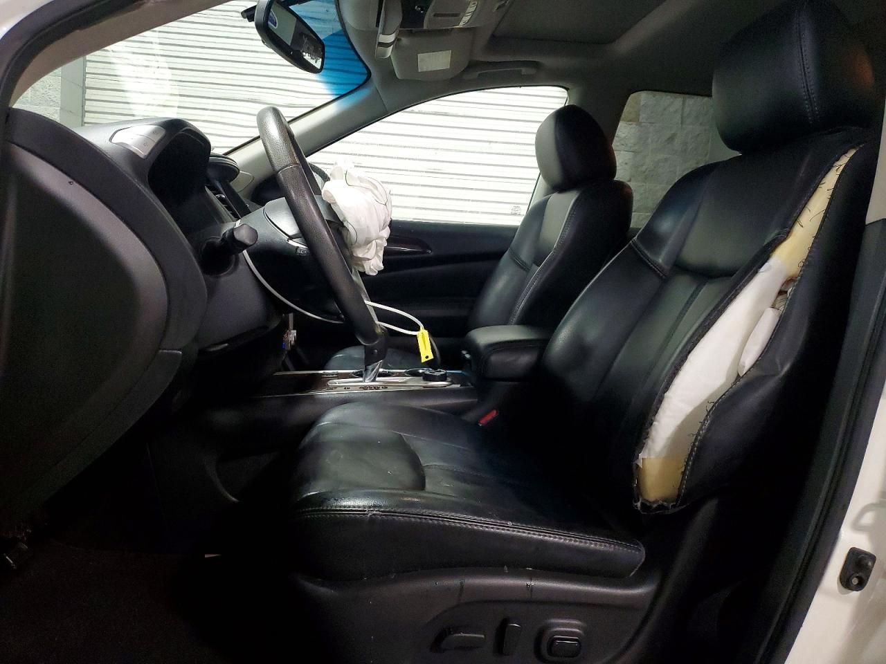 2016 Nissan Pathfinder s