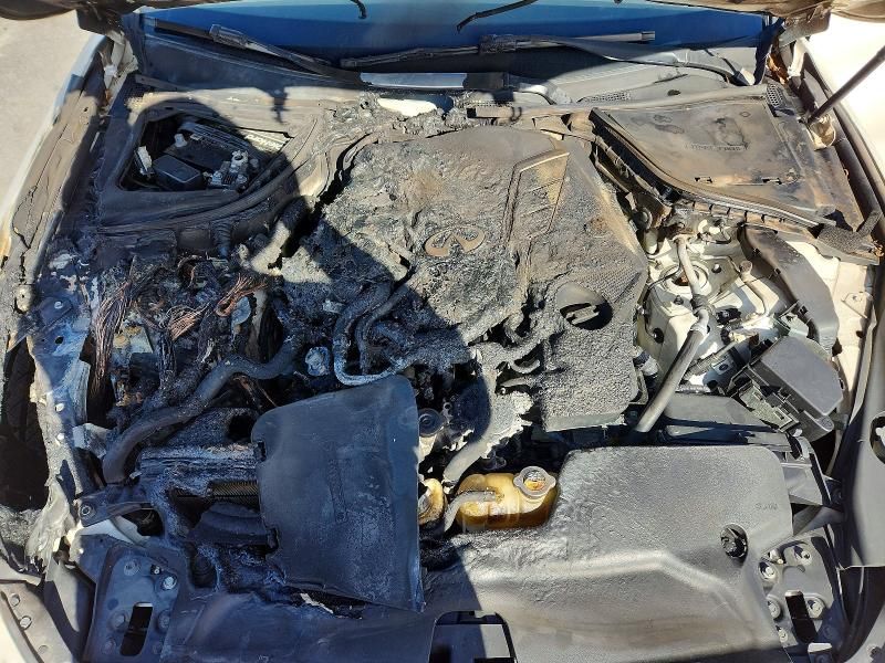 2018 Infiniti Q60 Luxe 300