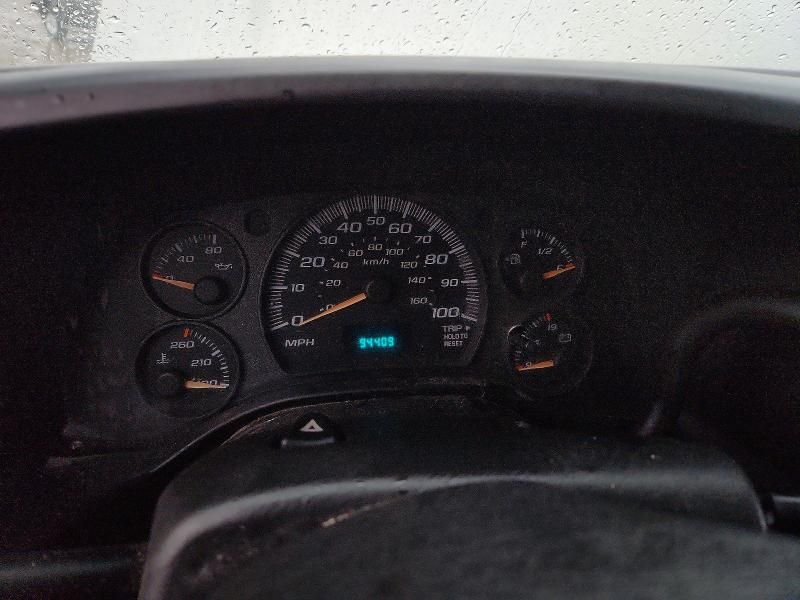 2005 Chev Express Cargo 3500 1