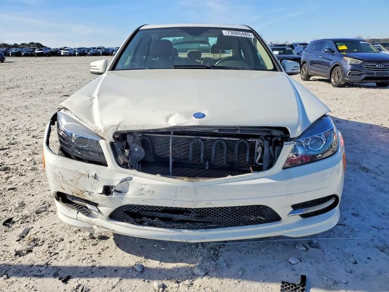 2011 Mercedes-Benz C300