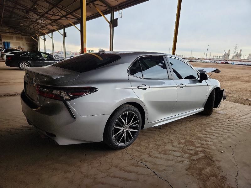 2021 Toyota Camry se