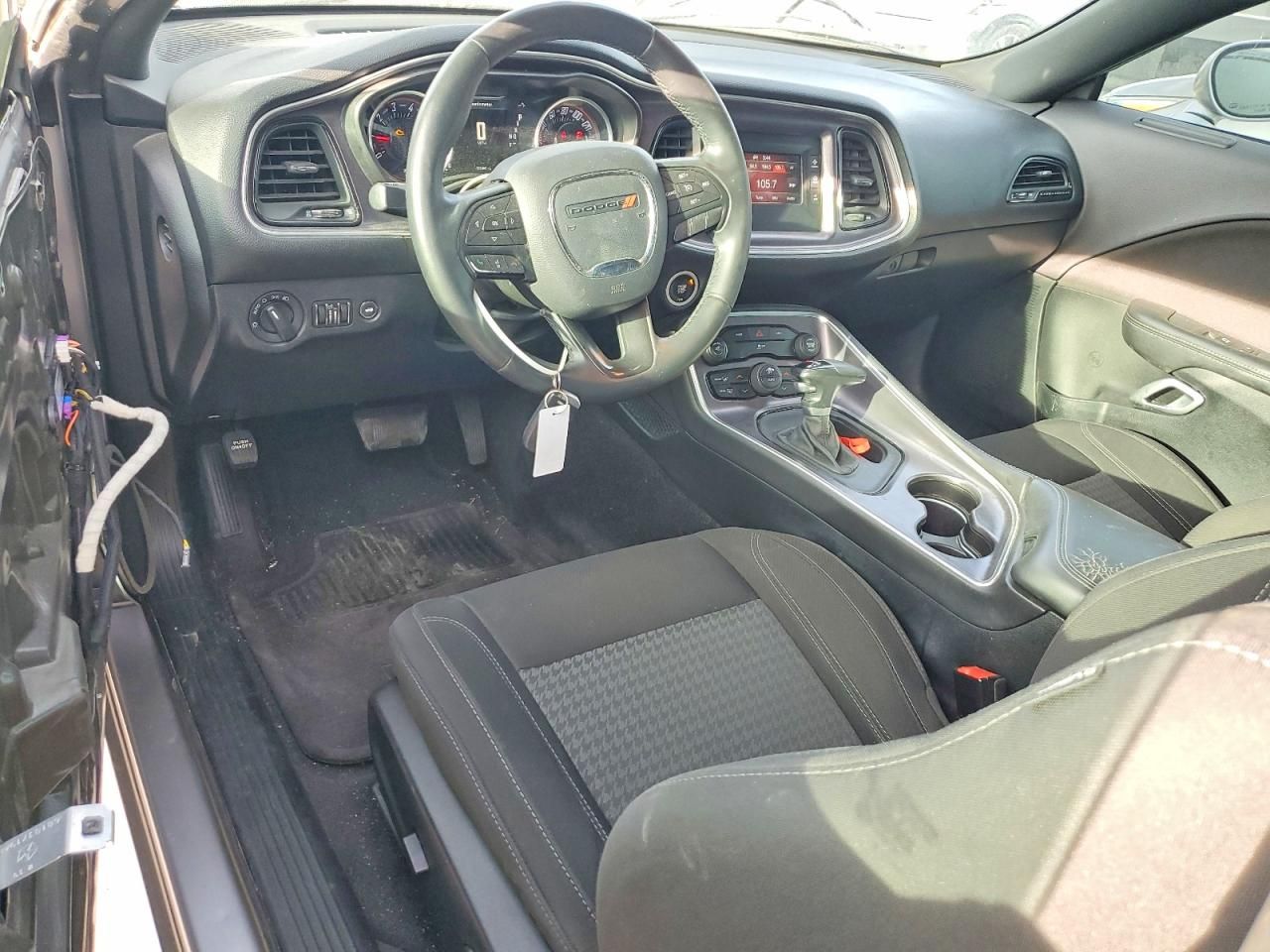 2016 Dodge Challenger sxt