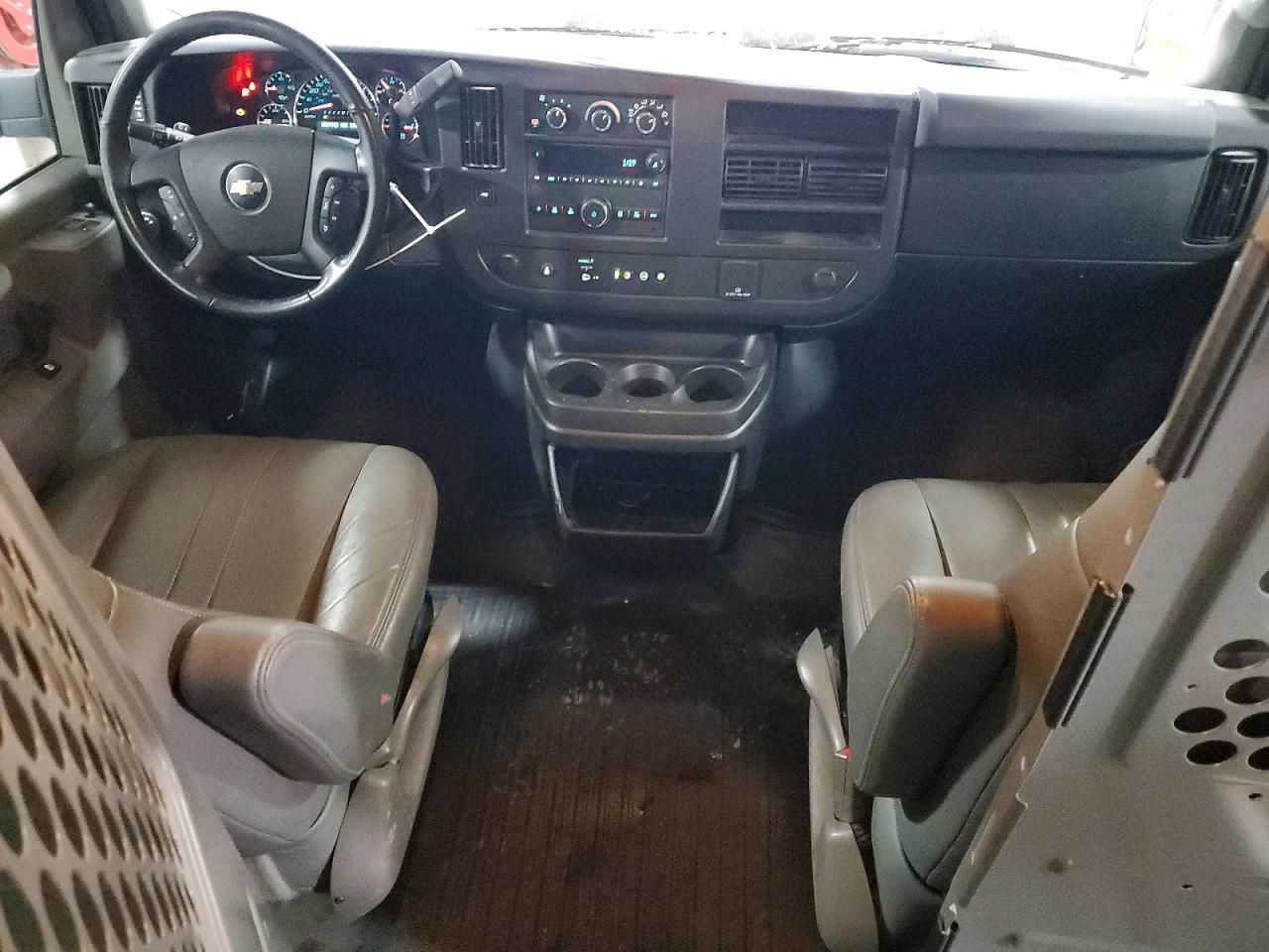 2021 Chevrolet Express G2500 Delivery Van