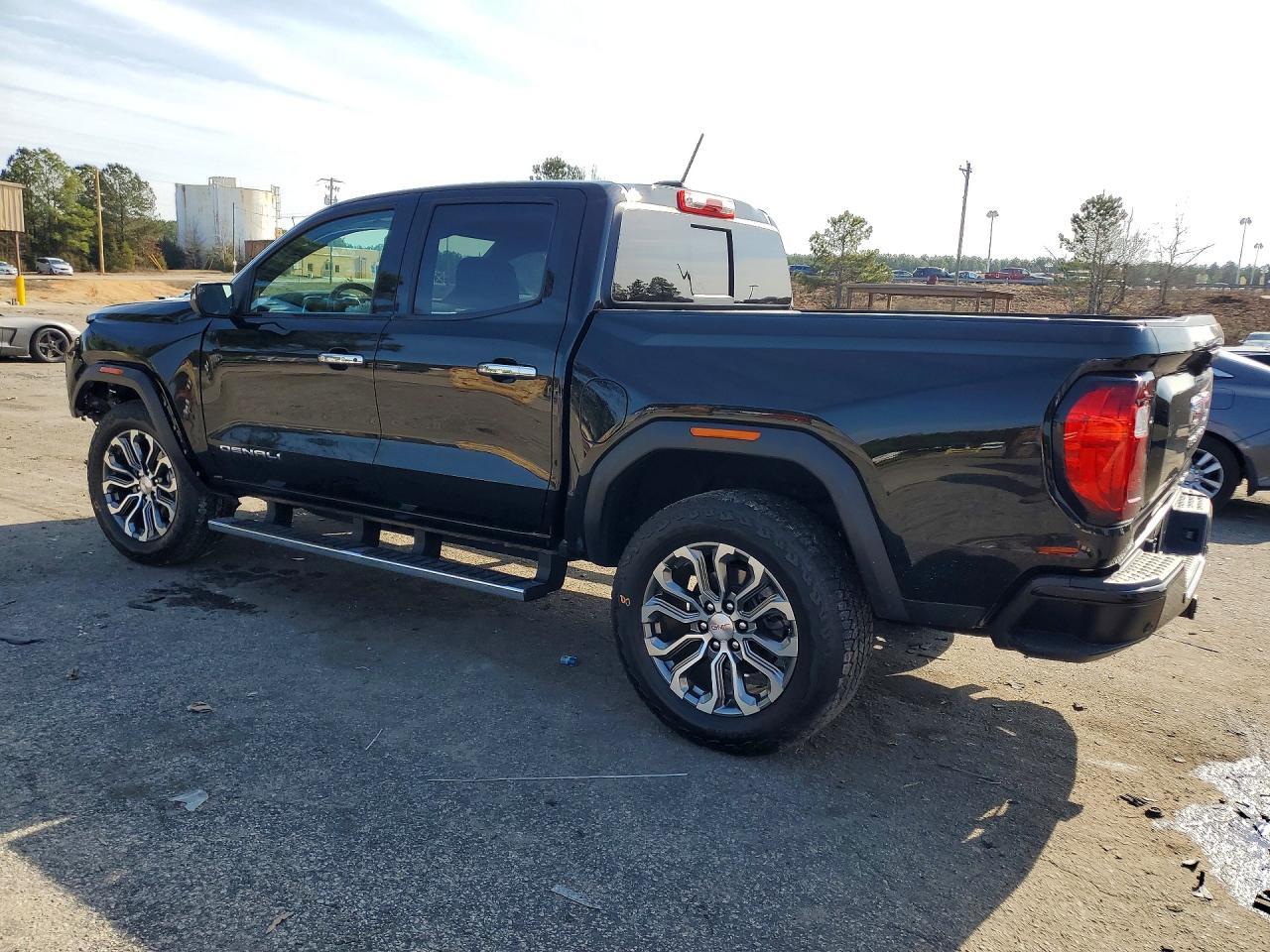 2023 GMC Canyon Denali