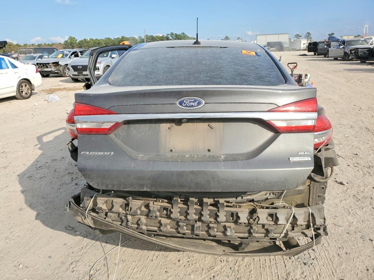 2017 Ford Fusion se