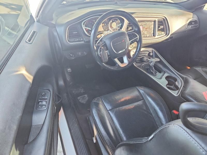 2018 Dodge Challenger sxt