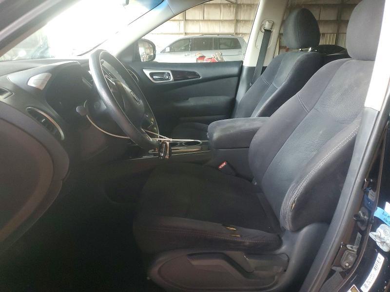 2016 Nissan Pathfinder s
