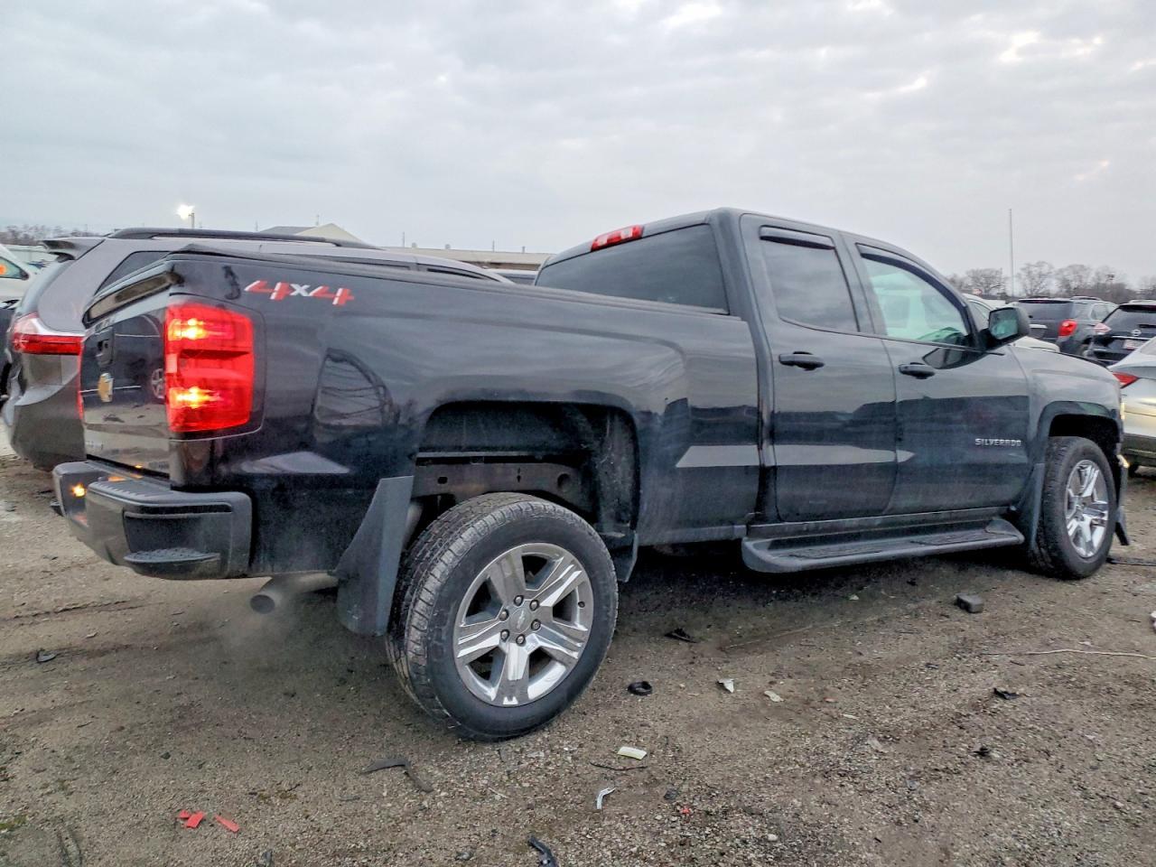 2018 Chevrolet Silverado K1500 Custom