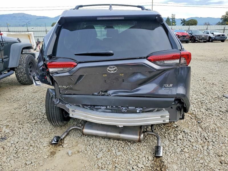 2025 Toyota Rav4 xle