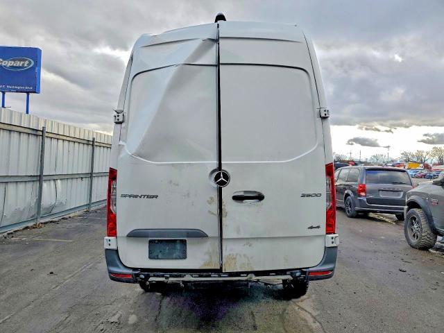 2022 Mercedes-Benz Sprinter 2500