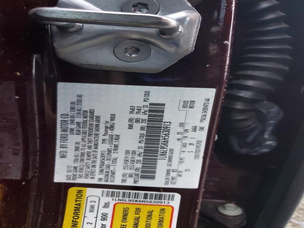 2017 Lincoln Continental Select