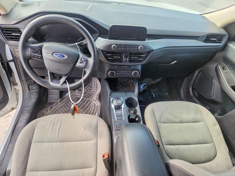 2020 Ford Escape s
