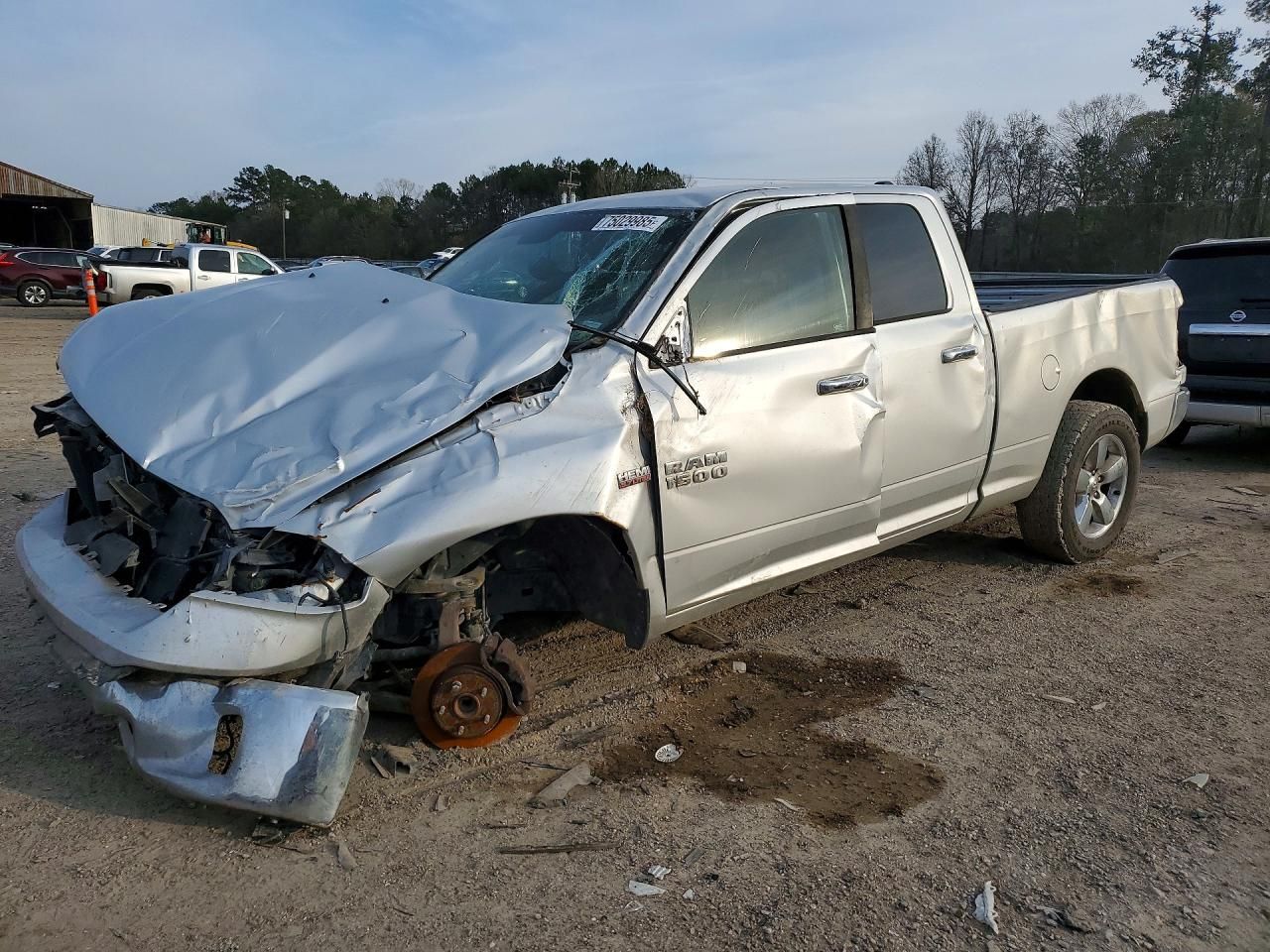 2015 Dodge RAM 1500 SLT