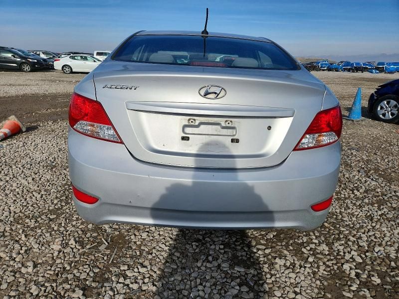 2013 Hyundai Accent gls