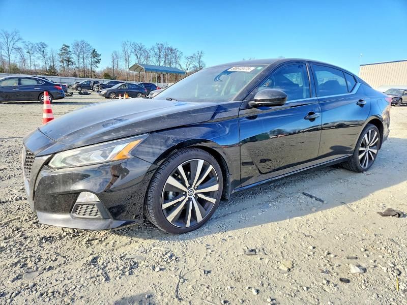 2020 Nissan Altima sr