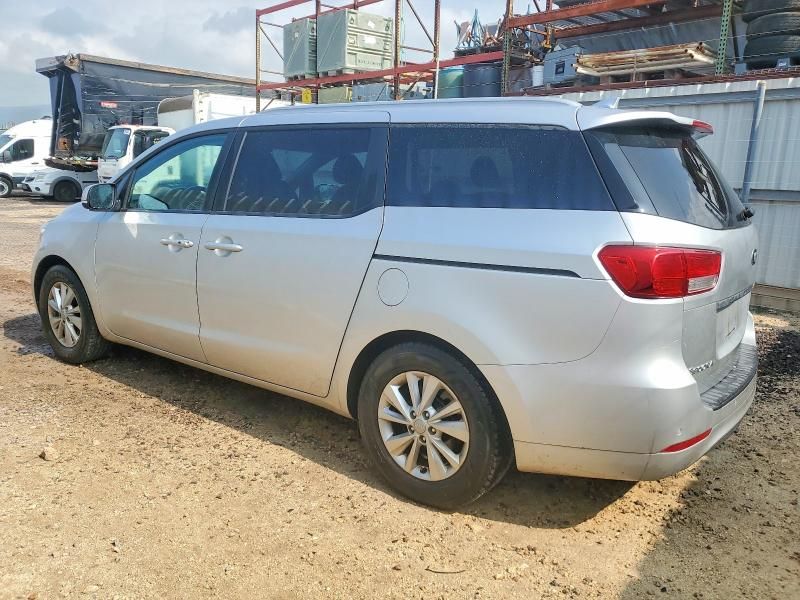 2017 KIA Sedona lx