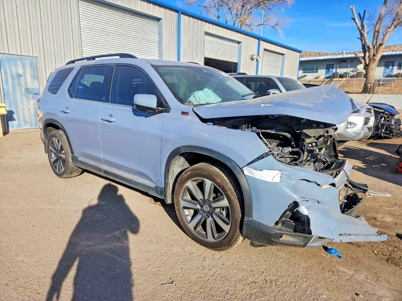 2025 Honda Pilot Touring