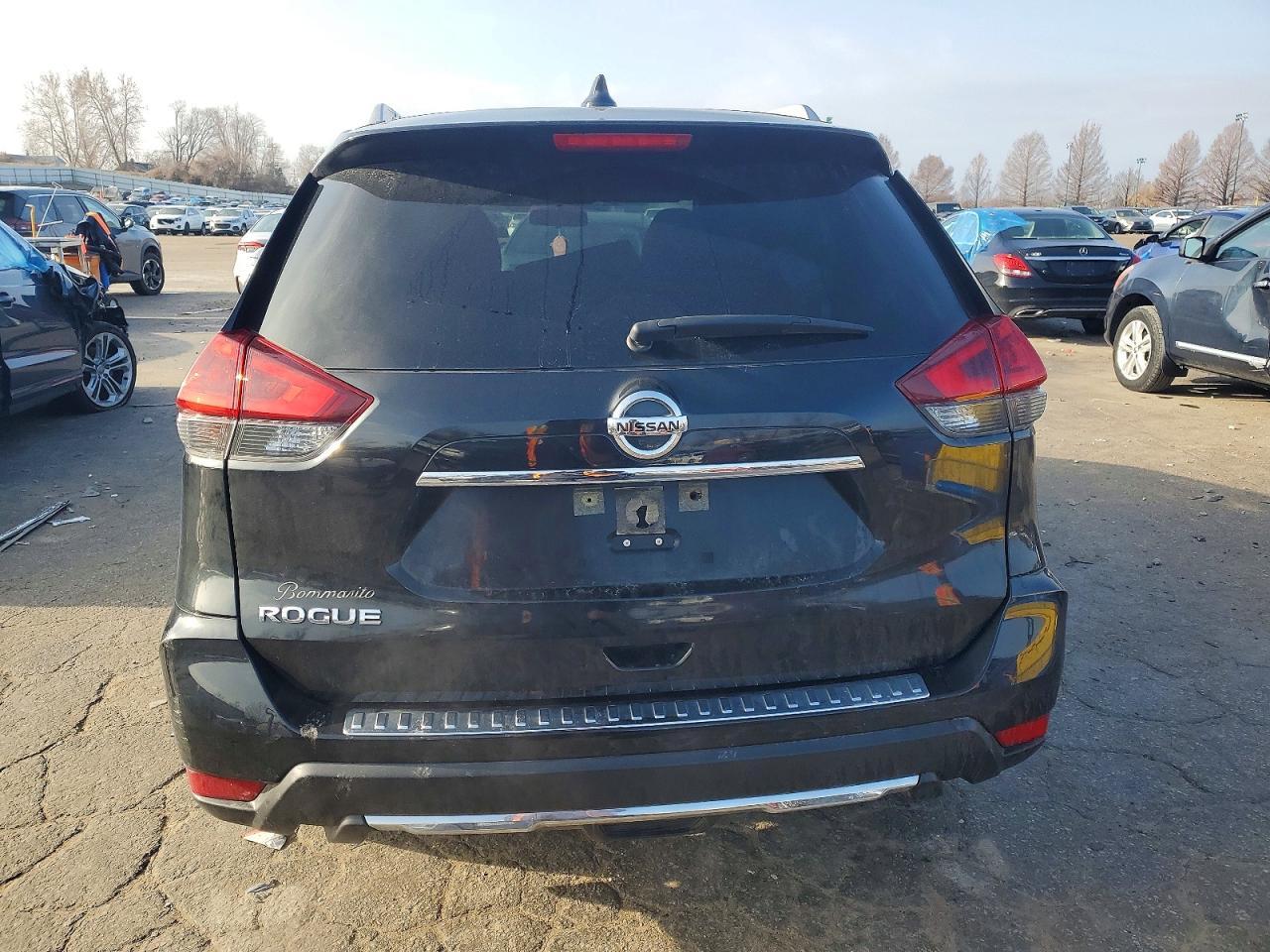 2018 Nissan Rogue s