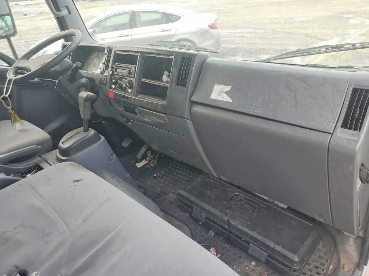 2020 Isuzu NPR BOX Truck