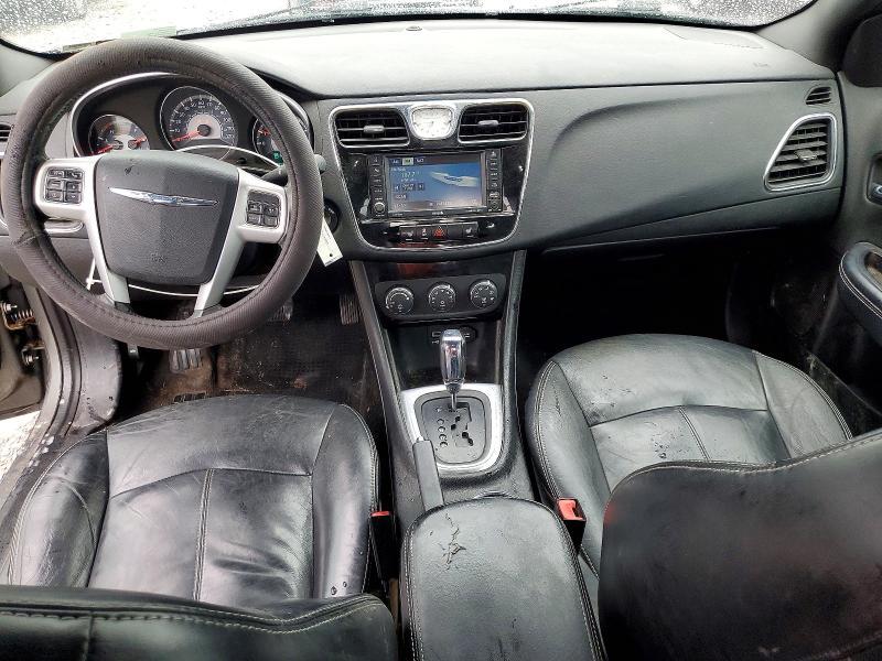 2012 Chrysler 200 Limited