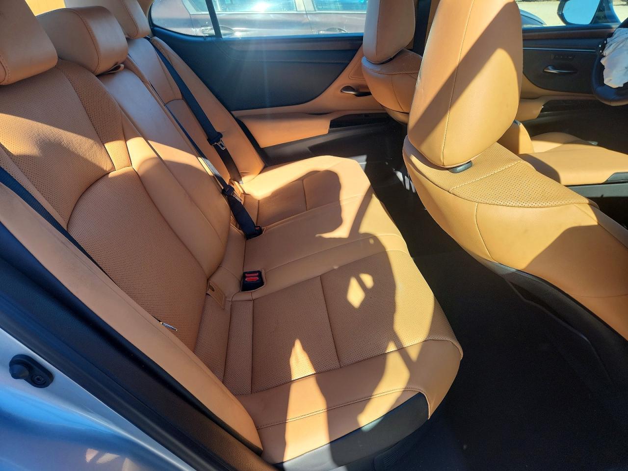 2024 Lexus Es 300h Base