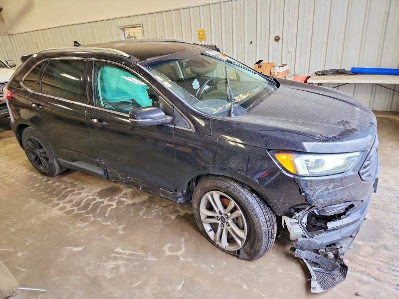2019 Ford Edge sel