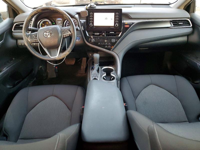 2022 Toyota Camry le