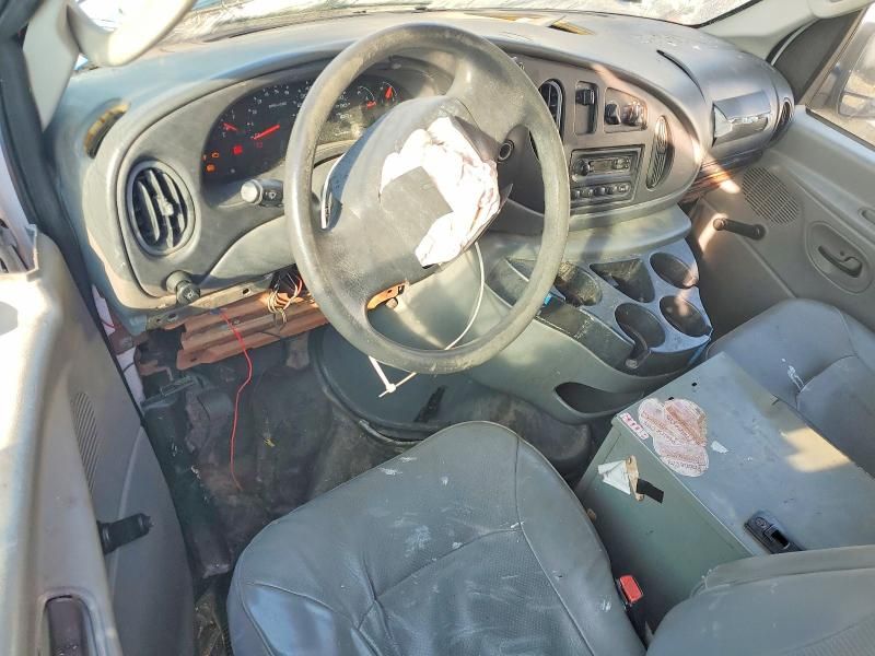 2006 Ford Econoline E250 van