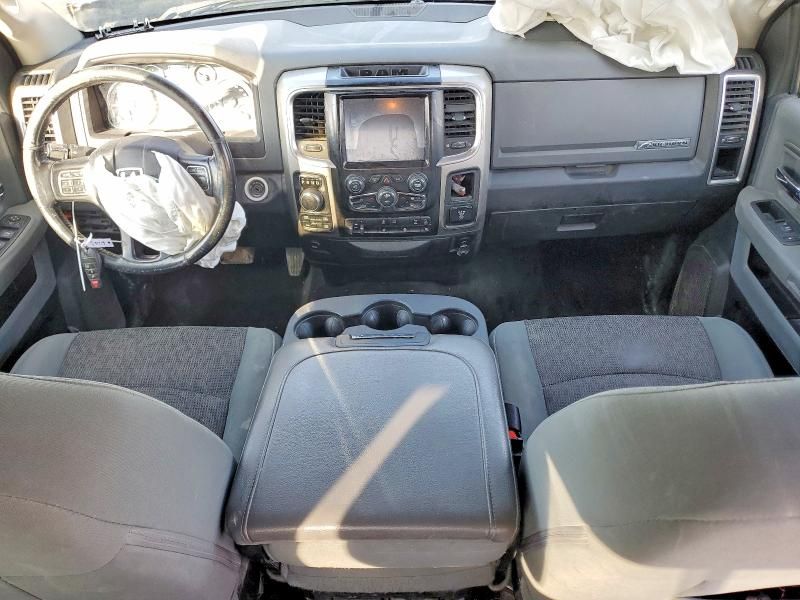 2018 Dodge Ram 1500 slt