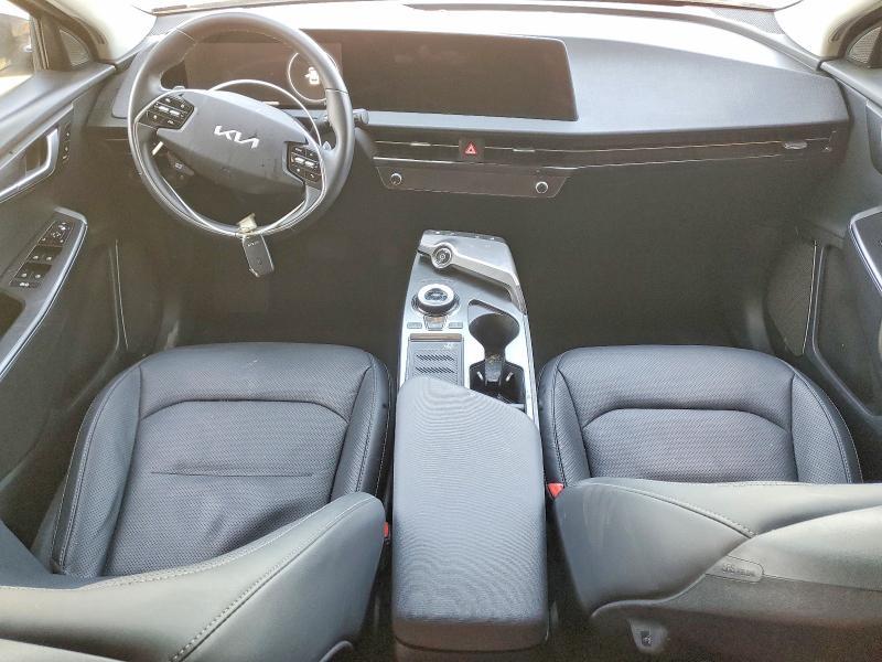 2024 KIA EV6 Light