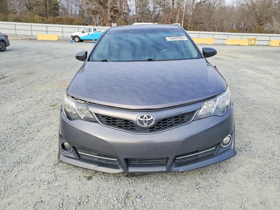 2014 Toyota Camry l