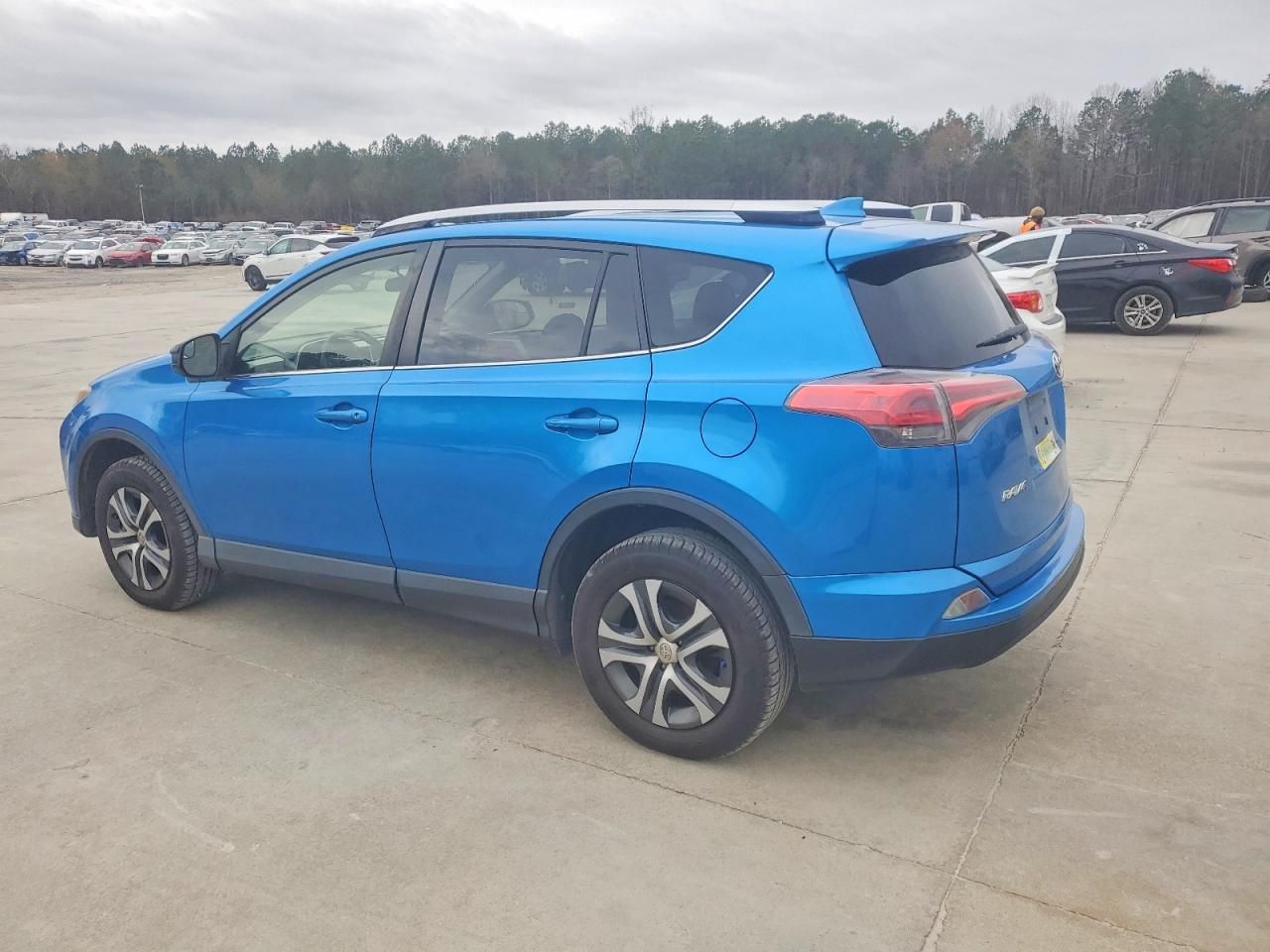 2016 Toyota Rav4 le